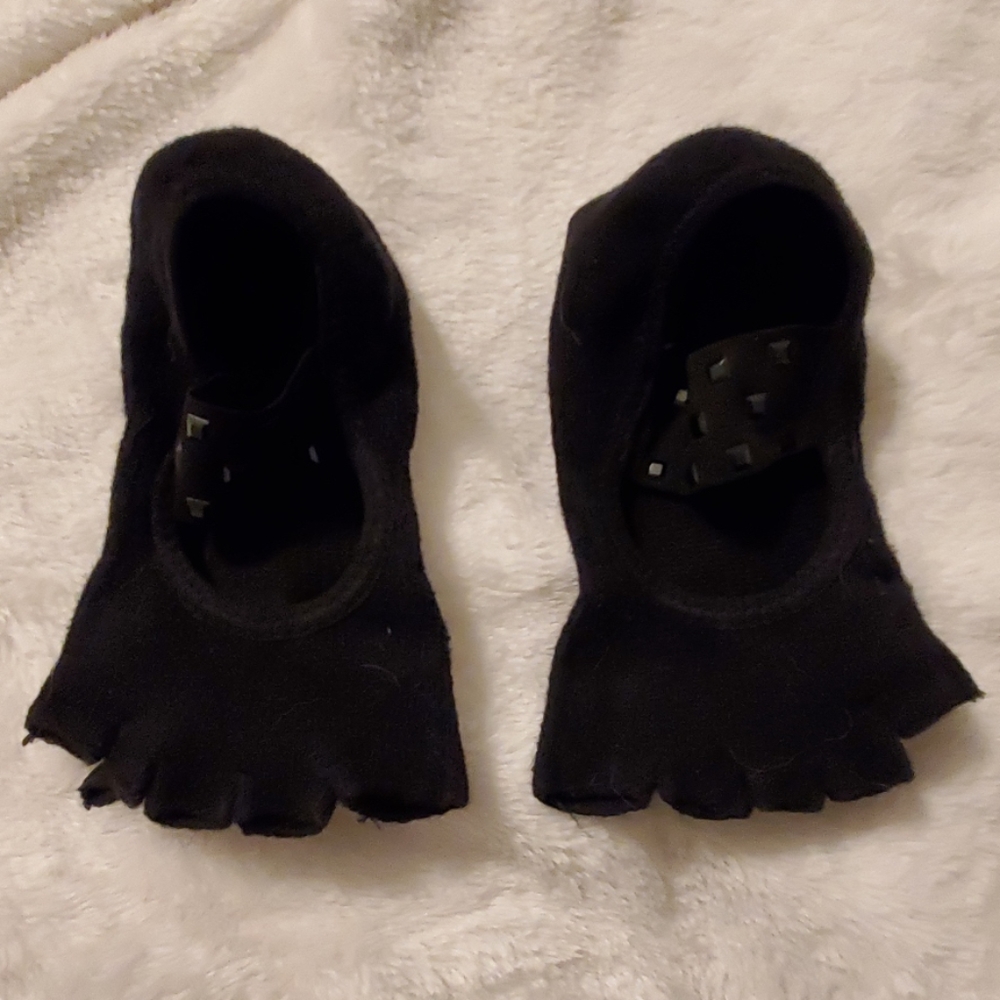 toesox grip socks